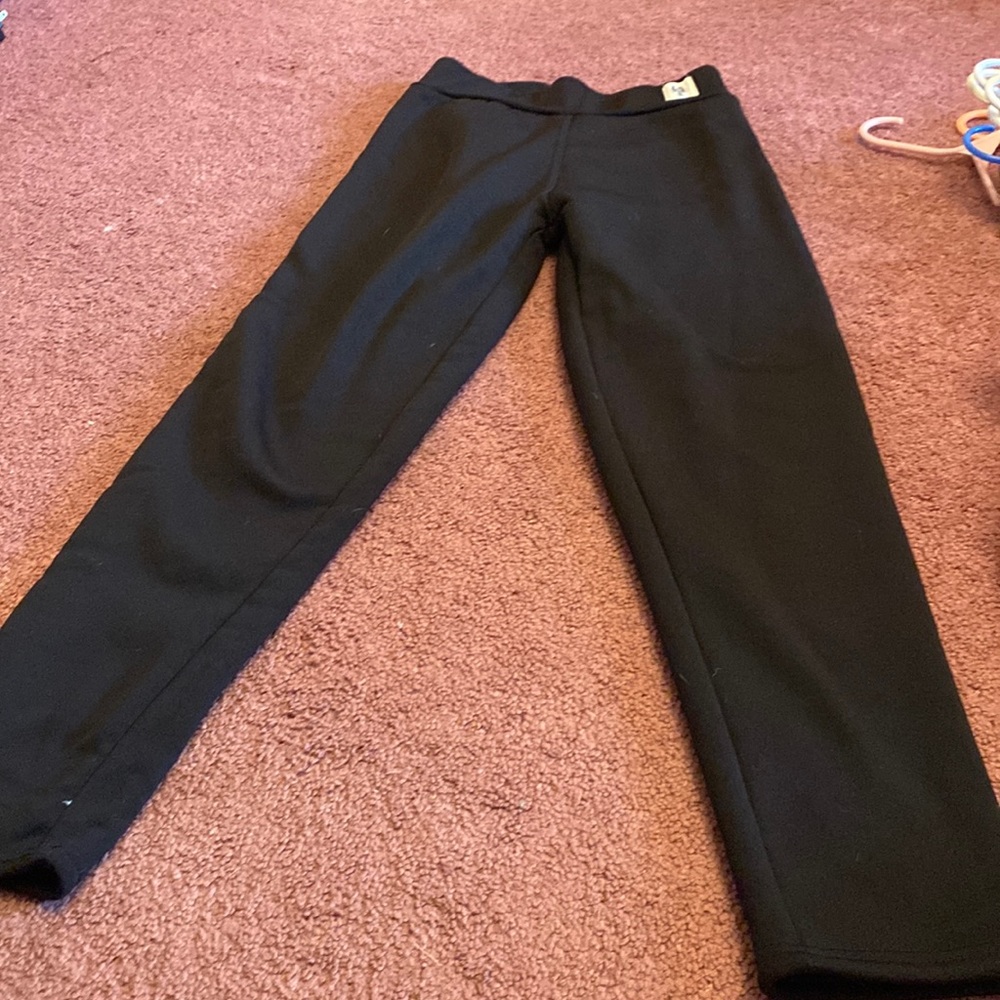 Black leggings